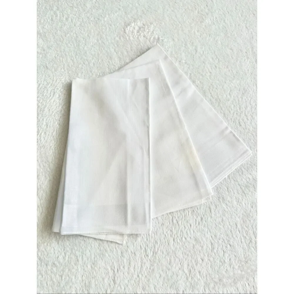 Used white cloth table napkins set of 3